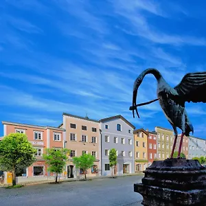 Zwischen Salzburg, Burghausen Und Oesterreich Tittmoning